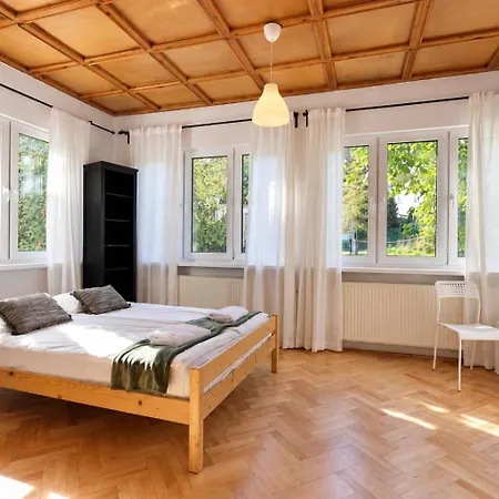 House Managers - Vintage Hostel Sopot
