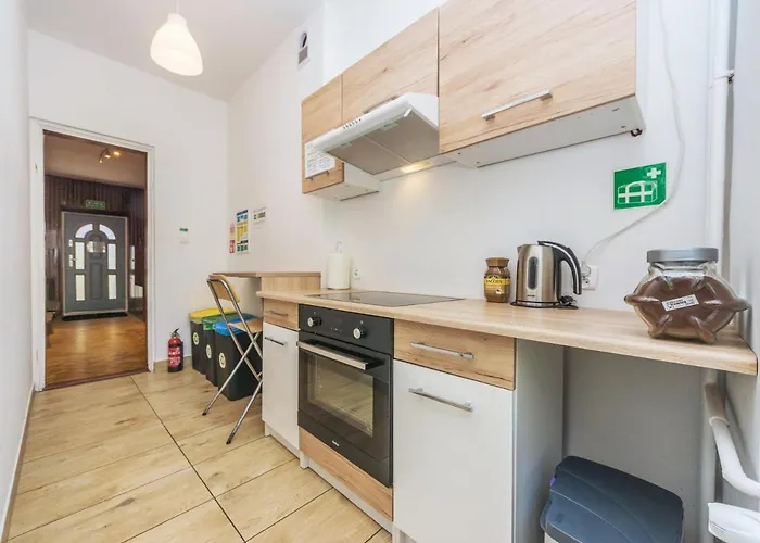 House Managers - Vintage *