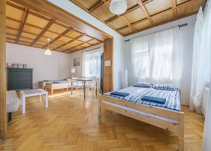 House Managers - Vintage Vandrerhjem *