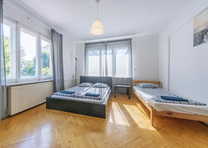 House Managers - Vintage